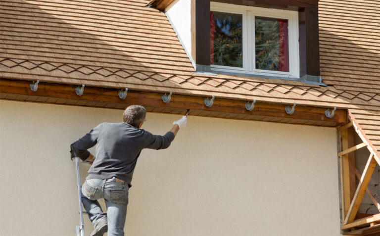 Case-in-legno-le-manutenzioni-e-gli-accorgimenti-necessari-per-mantenerle-belle-e-sicure