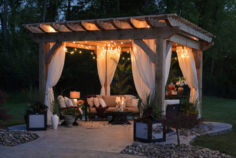 Pergole in legno per case e ristoranti come valorizzare l'outdoor