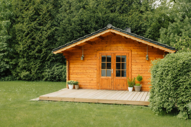 6 vantaggi di una casetta in legno da giardino